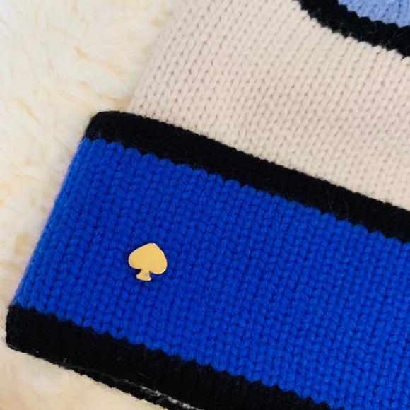 🚫SOLD🚫Kate Spade blue striped beanie - Picture 2 of 3